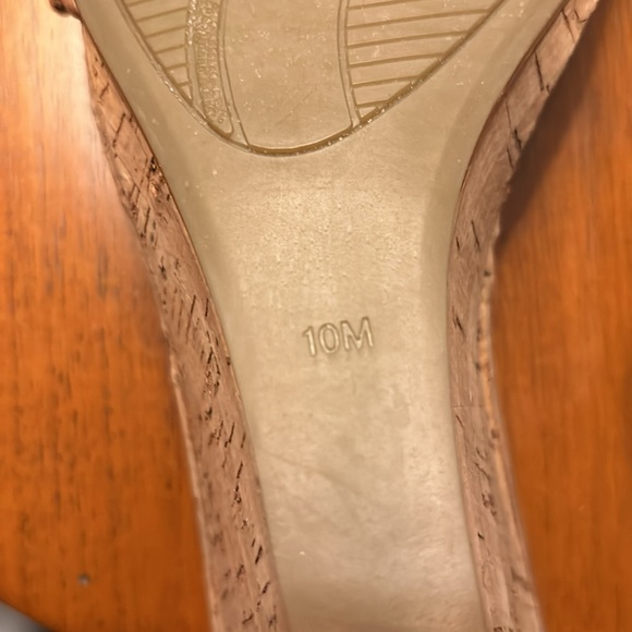 Marc Fisher Sandals - Picture 9 of 10